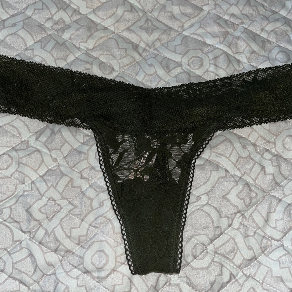 Olive green lace thong, size: M, Victorias Secret